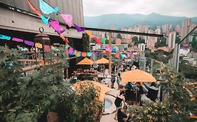 Charlee Hotel Medellin